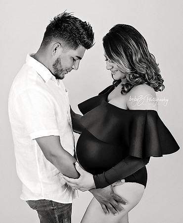 babyZ photography  Fresh Meadows, New York 11365 maternity photographer IMG_8454 1 crop bw W