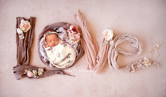 babyZ Photography Douglaston New York newborn photographer LOVE flowers Digital CW