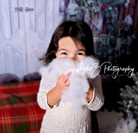 babyZ photography holiday christmas session IMG_8388 2blurW