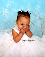 babyZ photography first birthday cake smash Queens Fresh Meadows New York IMG_7679 1 portrait blurW